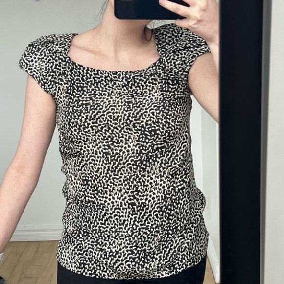 Maje 100% silk puff short sleeve top - Picture 3 of 10